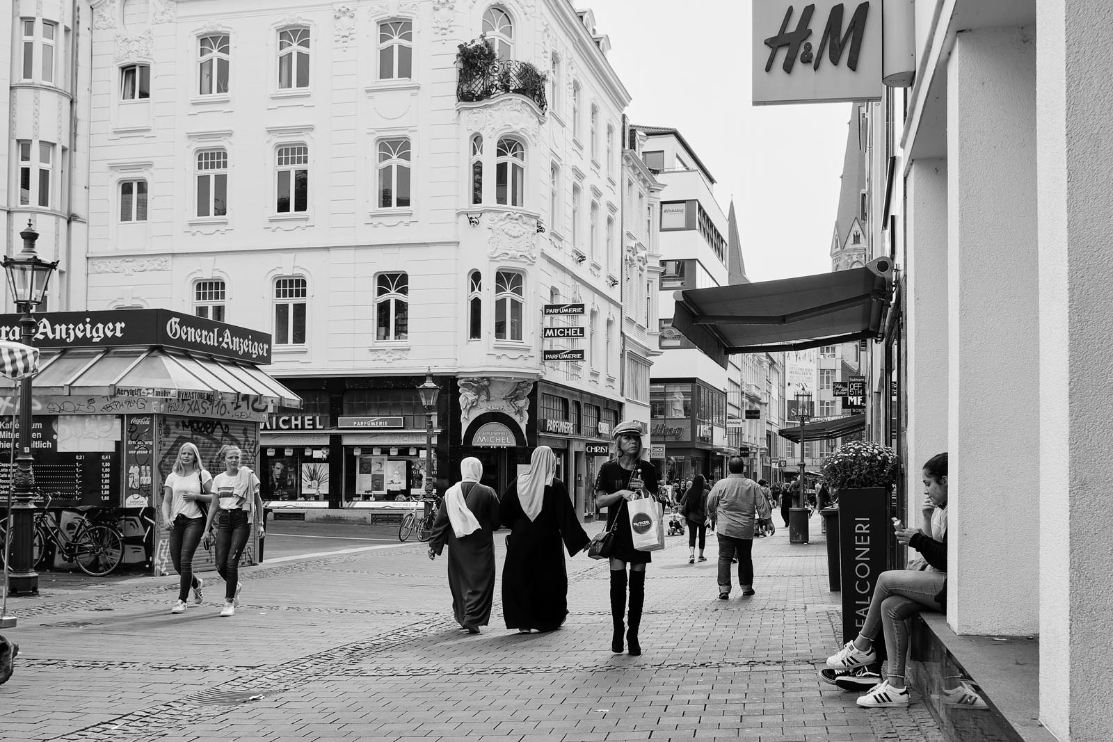 Bonn_Street_01
